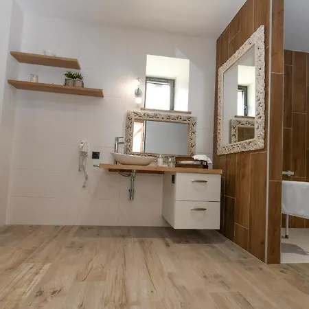 Les D'aurore Chambretaud