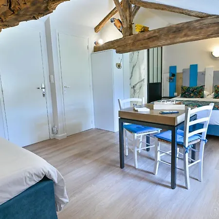 Les D'aurore 3* Chambretaud