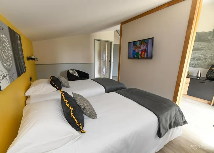 Les D'aurore Bed & Breakfast 3*