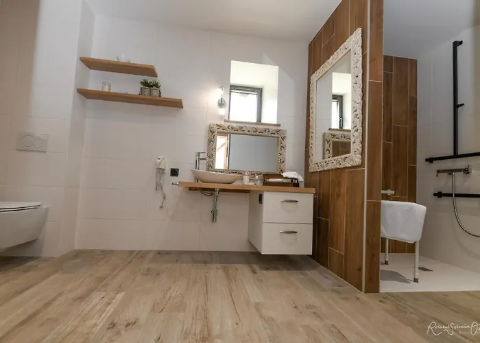 Les D'aurore Chambretaud